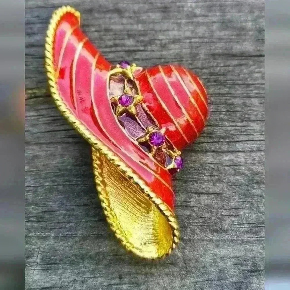 Vintage Red hat brooch necklace pedant Gold-toned red enamel and amethyst - Picture 3 of 6